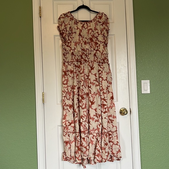 Old Navy Summer Dress - Picture 3 of 3